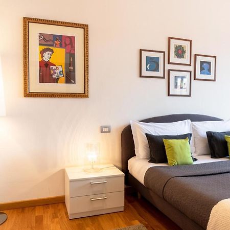 Luxury Flat In Town - Lucca City Center Buitenkant foto